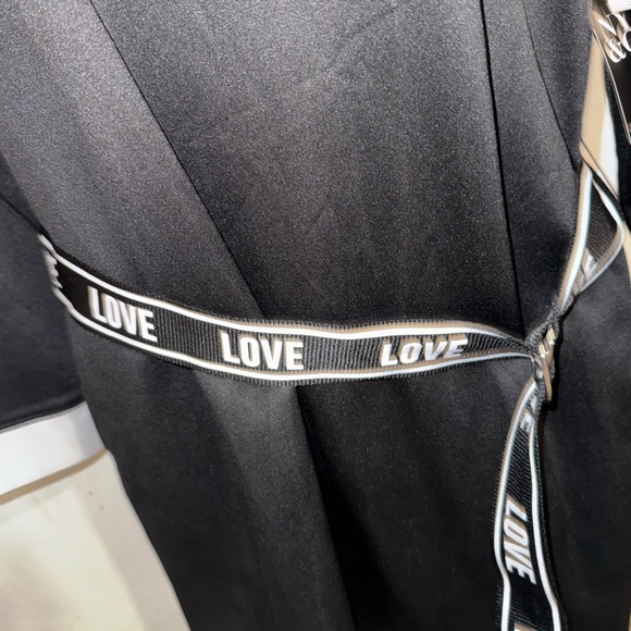 Dress - Picture 3 of 5